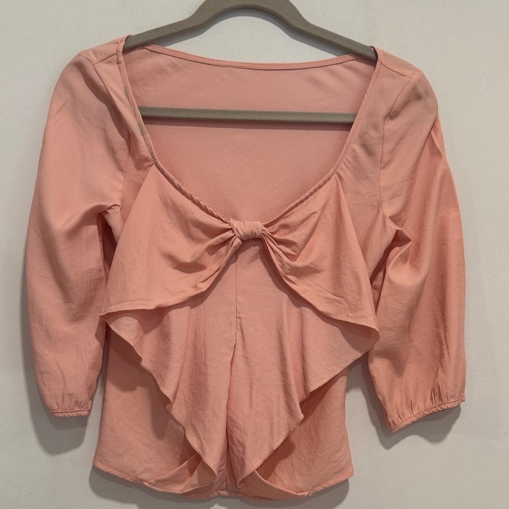 Women's size 6 Pink Bow at Back 3/4 Sleeve Top